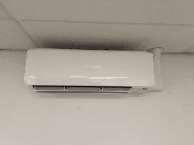 Plafondunit voor airconditioning